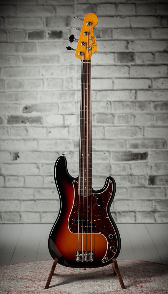 Fender American Vintage II 1960 Precision Bass® Rosewood Fingerboard 3 Color Sunburst #V2562738A