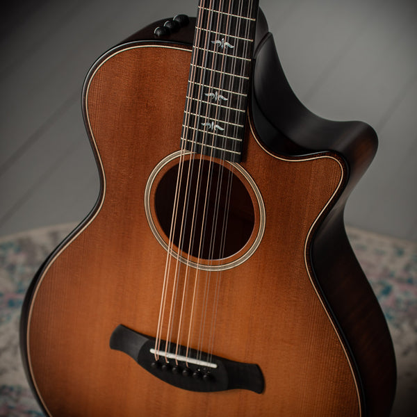Taylor Builder's Edition 652ce Wild Honey Burst SN# 208264100