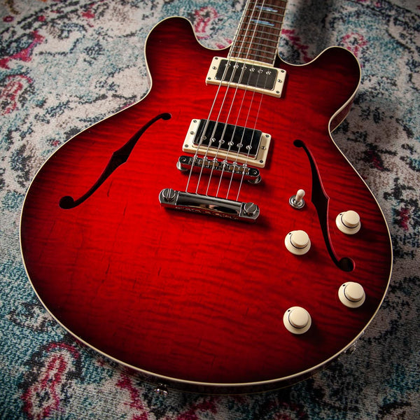Collings I-35 Deluxe Scarlett Sunburst Parallelogram Inlays, Throbak SLE-101 Plus #I35251281