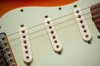 Fender 1960 Strat Relic Sunburst #R57405 Used