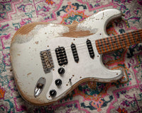 Fender '57 HSS Strat Super Heavy Relic Inca Silver/Silver Sparkle #R147023