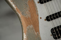 Fender '57 HSS Strat Super Heavy Relic Inca Silver/Silver Sparkle #R147023