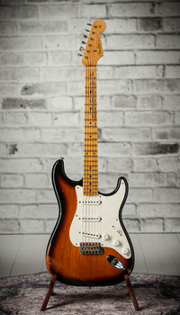Fender '57 Stratocaster Relic 2 Tone Sunburst Pine Body #R143443 USED