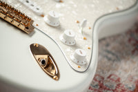 Fender '60 Stratocaster NOS Frost White, Gold Hardware Handwound Fat 60s Pickups #R148721