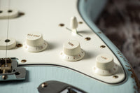 Fender '61 Strat Heavy Relic HW Pickups Roasted Body/Neck Faded Sonic Blue SN# R131045 USED