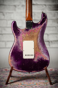 Fender '61 Strat Super Heavy Relic HSS Purple Metallic /Platinum Pink #R146267