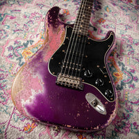 Fender '61 Strat Super Heavy Relic HSS Purple Metallic /Platinum Pink #R146267