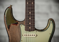 Fender '63 Super Heavy Relic Stratocaster Masterbuilt by Dale Wilson Lake Placid Blue over 3 Tone Sunburst # CZ587383