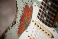 Fender '65 Super Heavy Relic Stratocaster Super Faded Aged Firemist Silver Over 3 Tone Sunburst #CZ587724