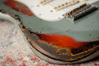 Fender '65 Super Heavy Relic Stratocaster Super Faded Aged Firemist Silver Over 3 Tone Sunburst #CZ587724