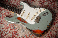 Fender '65 Super Heavy Relic Stratocaster Super Faded Aged Firemist Silver Over 3 Tone Sunburst #CZ587724
