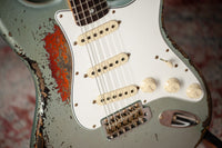 Fender '65 Super Heavy Relic Stratocaster Super Faded Aged Firemist Silver Over 3 Tone Sunburst #CZ587724