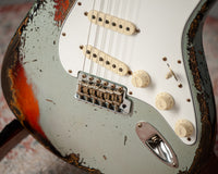 Fender '65 Super Heavy Relic Stratocaster Super Faded Aged Firemist Silver Over 3 Tone Sunburst #CZ587724