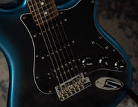 Fender American Professional II Strat Rosewood Dark Night HSS SN# US22136935