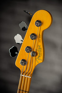 Fender American Professional II Jazz Bass®, Maple Fingerboard, Dark Night # US23011654