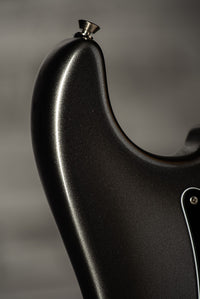Fender American Professional II Stratocaster Rosewood Fingerboard, HSS, Mercury SN US22175996