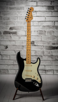 Fender American Professional II Stratocaster Maple Neck, Black SN# US22014172