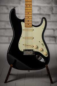 Fender American Professional II Stratocaster Maple Neck, Black SN# US22014172