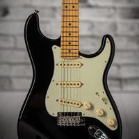 Fender American Professional II Stratocaster Maple Neck, Black SN# US22014172