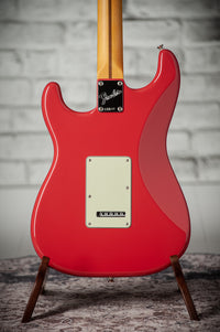 Fender American Professional Classic Stratocaster® Faded Dakota Red #US25092602