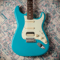 Fender American Professional II Stratocaster Rosewood Fingerboard, HSS, Miami Blue SN US22104166