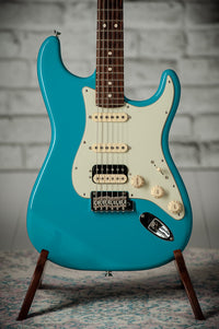 Fender American Professional II Stratocaster Rosewood Fingerboard, HSS, Miami Blue SN US22104166