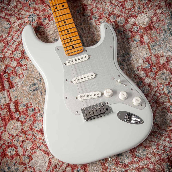 Fender American Ultra II Stratocaster Avalanche #US240030378