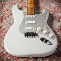 Fender American Ultra II Stratocaster Avalanche #US240030378