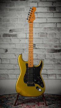 Fender American Ultra II Stratocaster HSS Solar Flare #US240040971