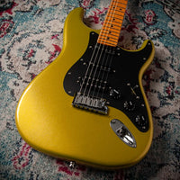 Fender American Ultra II Stratocaster HSS Solar Flare #US240040971