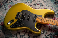 Fender American Ultra II Stratocaster HSS Solar Flare #US240040971