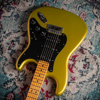 Fender American Ultra II Stratocaster HSS Solar Flare #US240040971
