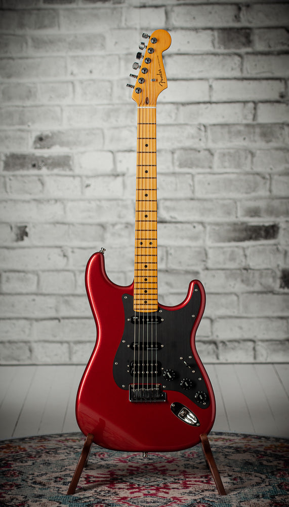 Fender American Ultra II Stratocaster Sinister Red # US26005920