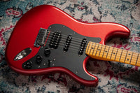 Fender American Ultra II Stratocaster Sinister Red # US26005920