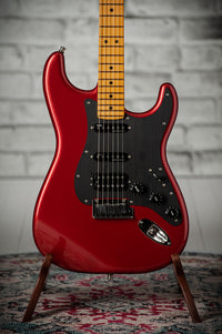 Fender American Ultra II Stratocaster Sinister Red # US26005920