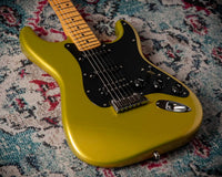 Fender American Ultra II Stratocaster HSS Solar Flare #US240041151