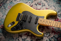 Fender American Ultra II Stratocaster HSS Solar Flare #US240041151