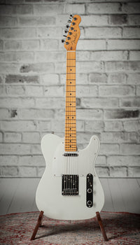 Fender American Ultra II Telecaster, Maple Fingerboard, Avalanche # US24019480