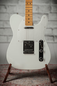 Fender American Ultra II Telecaster, Maple Fingerboard, Avalanche # US24019480