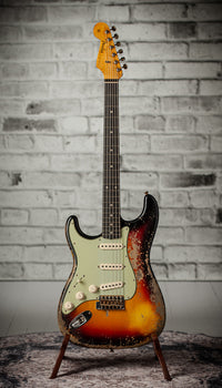 Fender Custom Shop '60 Stratocaster Left-Handed Super Heavy Relic, Faded 3-Color Sunburst, R132320