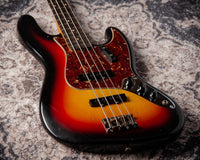 Fender Custom Shop '64 Jazz Bass Journeyman Relic 3-Tone Sunburst SN# R150488