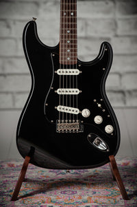 Fender Custom Shop '66 Stratocaster NOS Black #R83172 Used
