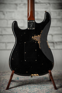 Fender 1967 Strat HSS Heavy Relic Black w/ Desert Sand Competition Stripe #R149095