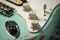 Fender Heavy Relic '60 Stratocaster HSS Roasted Neck Faded Surf Pearl Handwound Pickups # R117568