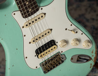 Fender Heavy Relic '60 Stratocaster HSS Roasted Neck Faded Surf Pearl Handwound Pickups # R117568