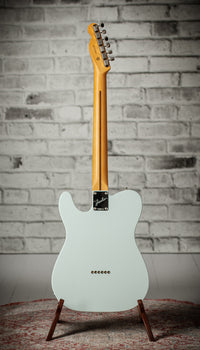 Fender Limited Edition American Professional Classic Telecaster, Sonic Blue US26080404