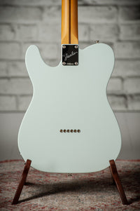 Fender Limited Edition American Professional Classic Telecaster, Sonic Blue US26080404