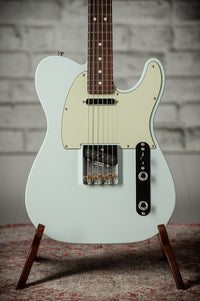 Fender Limited Edition American Professional Classic Telecaster, Sonic Blue US26080404