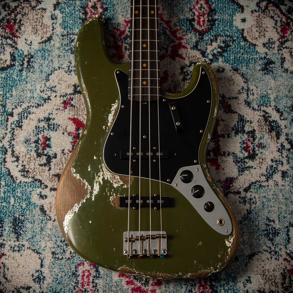 Fender Masterbuilt Levi Perry '61 Jazz Bass Super Heavy Relic Olive Drab SN# R120022