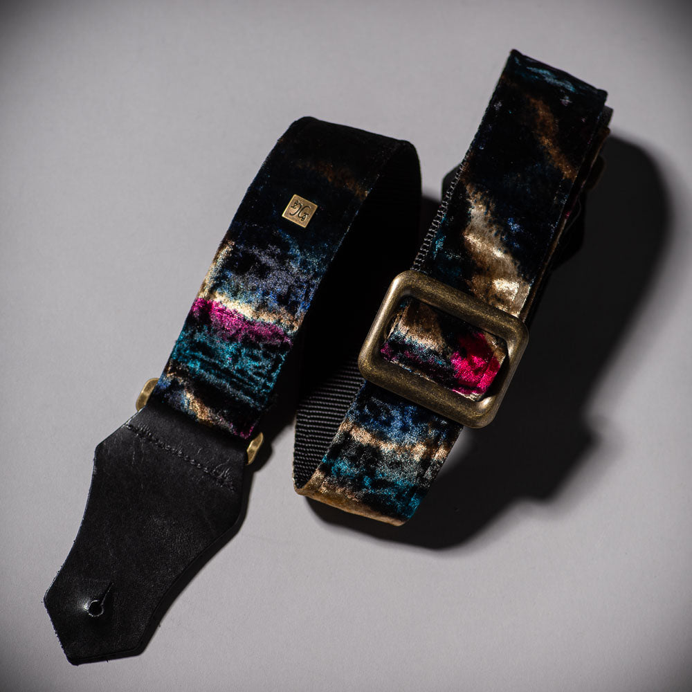 Get'm Get'm The JD Magenta 2" Guitar Strap